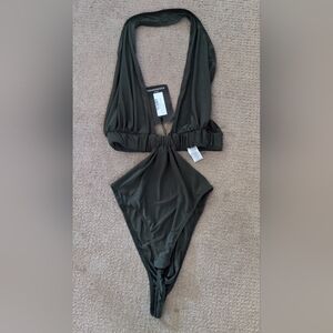 Pretty Little Thing Khaki Slinky Plunge Cut Out Waist Bodysuit